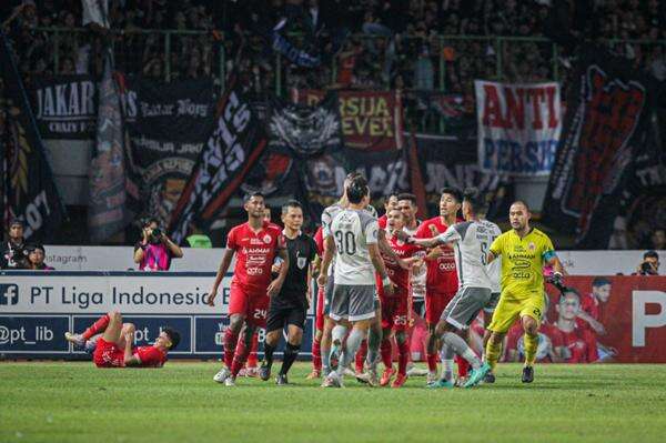 Regulasi Penonton Super League 2025-2026: Persija Jakarta vs Persib Bandung Tetap Tanpa Suporter Tamu! Regulasi Penonton Super League 2025-2026: Persija Jakarta vs Persib Bandung Tetap Tanpa Suporter Tamu!