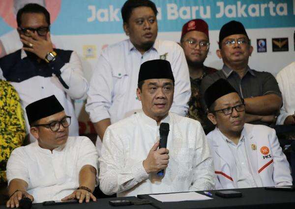 Ketua Tim Pemenangan Ridwan Kamil-Suswono Ungkap Temuan Dugaan Kecurangan di Pilkada Jakarta Ketua Tim Pemenangan Ridwan Kamil-Suswono Ungkap Temuan Dugaan Kecurangan di Pilkada Jakarta
