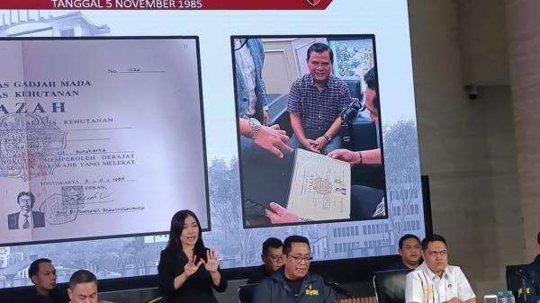 Terungkap! Ini Alasan Skripsi Jokowi Tersedia dalam Bentuk Digital Terungkap! Ini Alasan Skripsi Jokowi Tersedia dalam Bentuk Digital