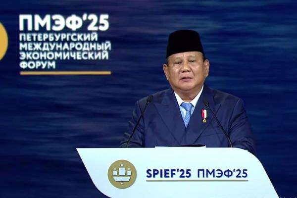 Prabowo di SPIEF 2025: Forum Ekonomi Internasional Pertama Saya, Maaf kalau Gugup Prabowo di SPIEF 2025: Forum Ekonomi Internasional Pertama Saya, Maaf kalau Gugup