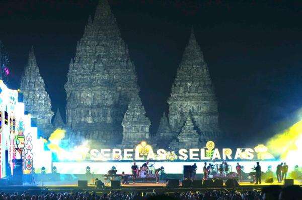 Padukan Musik dan Budaya, Menbud Fadli Zon Apresiasi Prambanan Jazz Festival 2025 Padukan Musik dan Budaya, Menbud Fadli Zon Apresiasi Prambanan Jazz Festival 2025