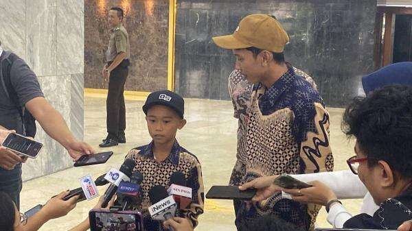 Viral di HUT Ke-80 RI, Siswa SD Panjat Tiang Bendera di Lampung Dapat Beasiswa