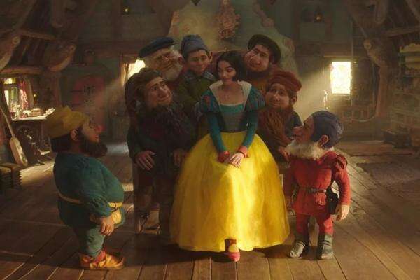 Review Film Snow White, Kisah Klasik dengan Sentuhan Modern dan Makna Mendalam Review Film Snow White, Kisah Klasik dengan Sentuhan Modern dan Makna Mendalam