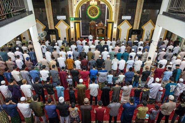 Tarawih Jam Berapa versi Pemerintah? Jawabannya di Sini! Tarawih Jam Berapa versi Pemerintah? Jawabannya di Sini!