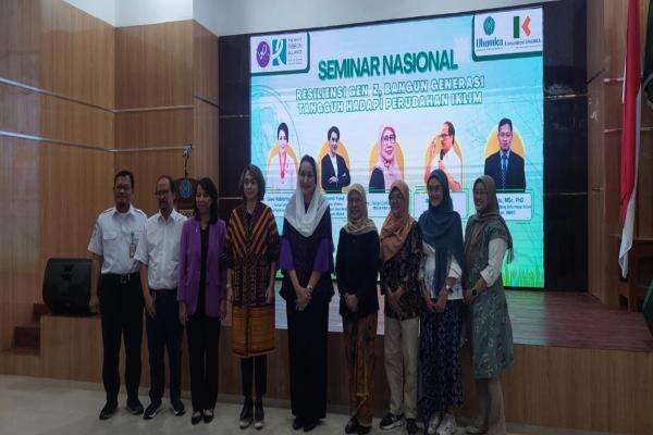 Seminar Nasional Uhamka Tekankan Kesehatan Mental Gen Z Akibat Krisis Iklim Seminar Nasional Uhamka Tekankan Kesehatan Mental Gen Z Akibat Krisis Iklim