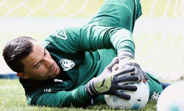Adu Gaji Kiper Emil Audero di Klub Baru US Cremonese dengan Palermo, bak Bumi dan Langit? Adu Gaji Kiper Emil Audero di Klub Baru US Cremonese dengan Palermo, bak Bumi dan Langit?