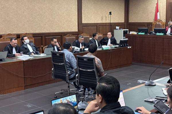 Staf Hasto Akui Kenal Harun Masiku, Pernah Dititipi Tas Staf Hasto Akui Kenal Harun Masiku, Pernah Dititipi Tas