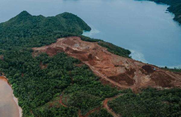 Komnas HAM Desak Lingkungan Raja Ampat Dipulihkan Imbas Aktivitas Tambang Komnas HAM Desak Lingkungan Raja Ampat Dipulihkan Imbas Aktivitas Tambang
