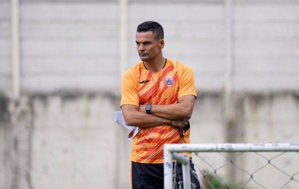 Tangani Persija Jakarta, Carlos Pena Kagum dengan Militansi Jakmania Tangani Persija Jakarta, Carlos Pena Kagum dengan Militansi Jakmania