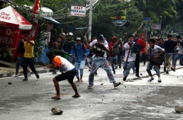 Tragedi Tawuran di Tangerang, Tangan Pemuda Ini Putus saat Duel Tragedi Tawuran di Tangerang, Tangan Pemuda Ini Putus saat Duel