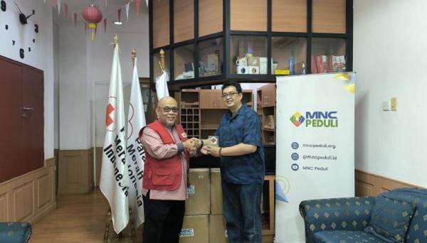 MNC Peduli Serahkan Bantuan 50.000 Masker ke PMI Jakarta Pusat MNC Peduli Serahkan Bantuan 50.000 Masker ke PMI Jakarta Pusat