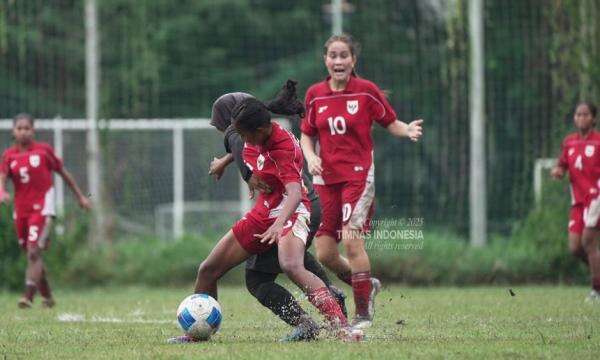 Timnas Putri Indonesia U-19 Hancurkan Malaysia 4-0, Lolos ke Semifinal Piala AFF Wanita U-19 2025 Timnas Putri Indonesia U-19 Hancurkan Malaysia 4-0, Lolos ke Semifinal Piala AFF Wanita U-19 2025