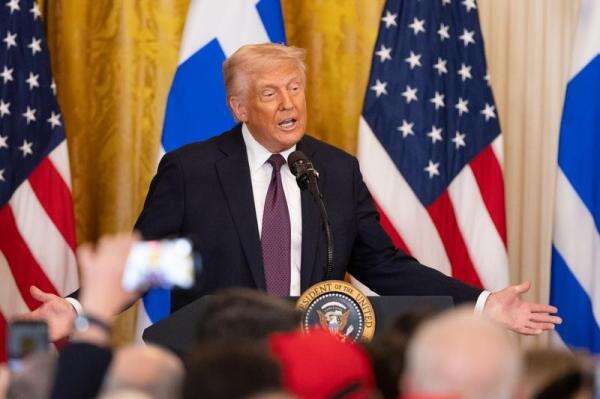 Trump Pecat Hampir Semua Karyawan Institut Perdamaian yang Didanai Kongres AS Trump Pecat Hampir Semua Karyawan Institut Perdamaian yang Didanai Kongres AS
