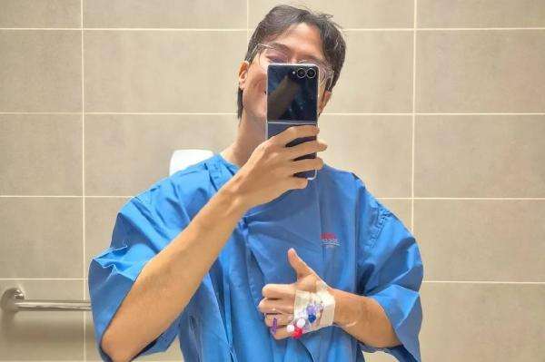 Vidi Aldiano Makin Kurus Berat Badan Turun 10 Kg, Ini Fotonya! Vidi Aldiano Makin Kurus Berat Badan Turun 10 Kg, Ini Fotonya!