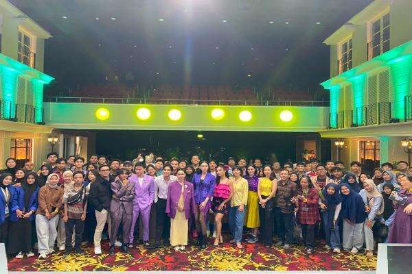 VISION+ Rilis Original Series Bertajuk EDI (Ejakulasi Dini), Drama Komedi Sekaligus Edukasi Seks VISION+ Rilis Original Series Bertajuk EDI (Ejakulasi Dini), Drama Komedi Sekaligus Edukasi Seks