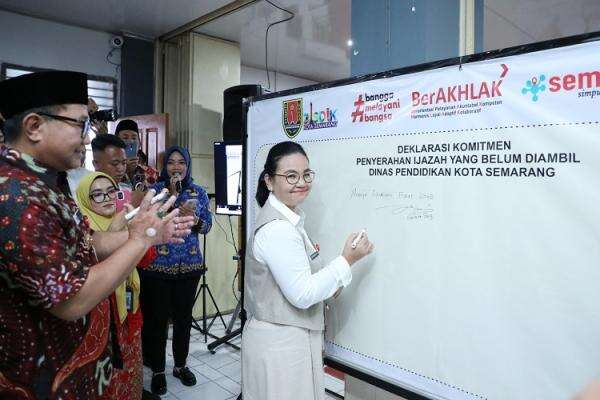 Wali Kota Semarang Dorong Sekolah Swasta untuk Serahkan Ijazah Siswa yang Tertahan