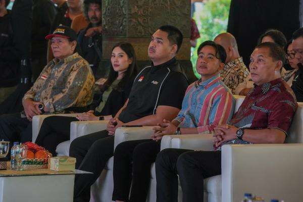 Maskot Rcti Wamenparekraf Angela Tanoesoedibjo Hadiri Peluncuran Logo dan Maskot ...