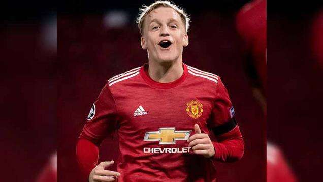 Titik Terang Van de Beek di Manchester United, Solskjaer Beri Harapan