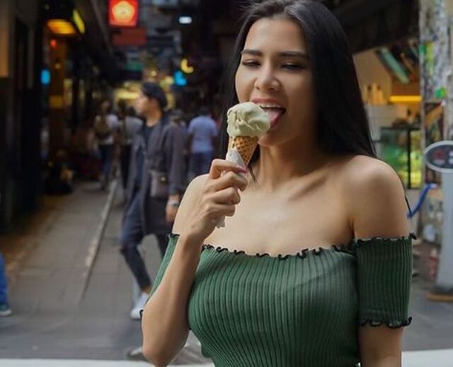 Cari-Cari Keringet Cantik ala Maria Vania dan Georgina Rodriguez