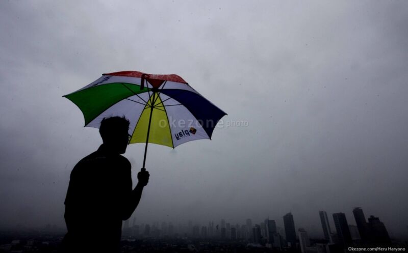 Waspada Hujan Disertai Kilat Intai Sejumlah Wilayah di Jakarta Hari Ini