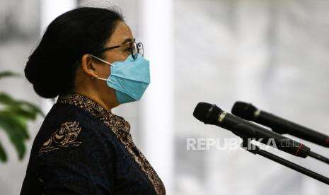 Kunjungi Mako Brimob, Ketua DPR Latihan Menembak