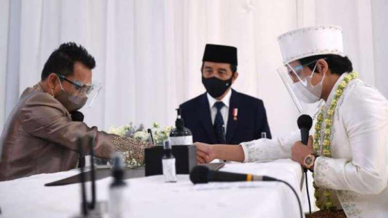 Foto Jokowi saat Jadi Saksi Nikah Atta-Aurel Diunggah Kemensetneg RI, Ernest Prakasa: Apa Urusannya sama Negara Woy?