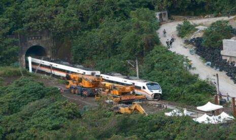 Pemilik Truk Penyebab Kecelakaan Kereta Taiwan Ditangkap