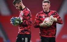 Rio Ferdinand: Manchester United Tidak Bisa Punya 2 Kiper Utama
