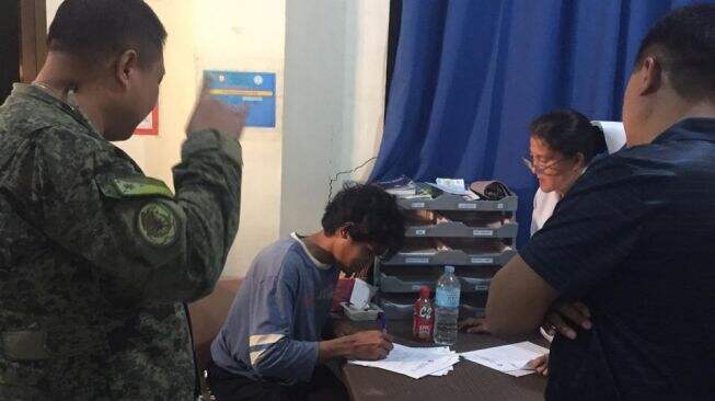 4 WNI Korban Sandera Abu Sayyaf Kembali ke Keluarga