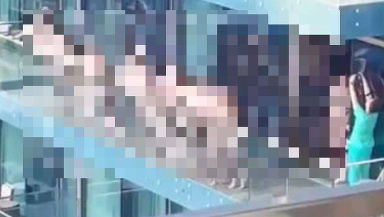 Heboh Belasan Perempuan Pose Telanjang di Balkon Gedung Uni Emirat Arab