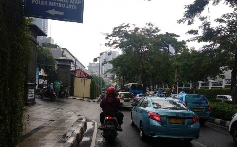 Akses Pintu Masuk Polda Metro di Jalan SCBD Sudah Dibuka Normal