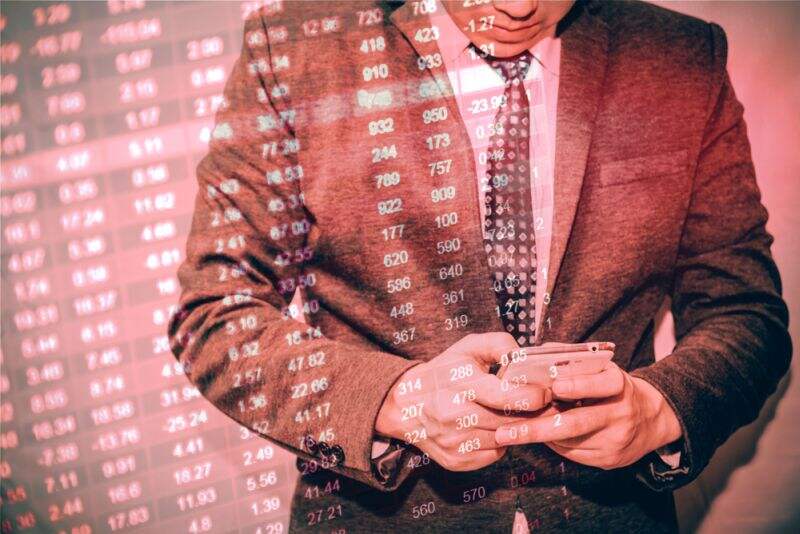 IHSG Masih di Zona Merah, Ditutup Turun 0,46% ke 5.984