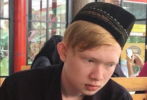 Erling Haaland dari Medan Main Catur, Netizen: Ini yang Pernah Makan Bakso Ya?