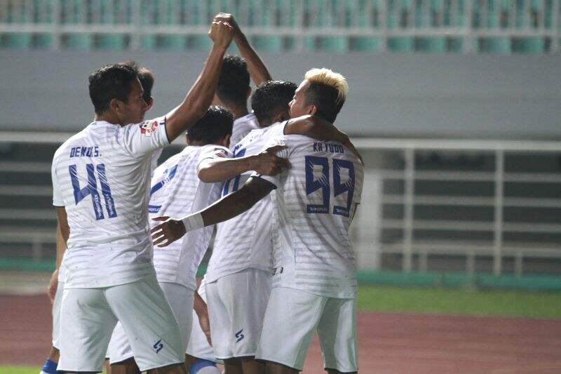 Gagal Total di Piala Menpora 2021, Arema FC Berencana Datangkan Pelatih Anyar