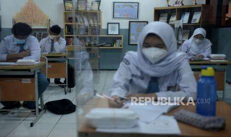 In Picture: Pesiapan Sekolah Tatap Muka di DKI Jakarta