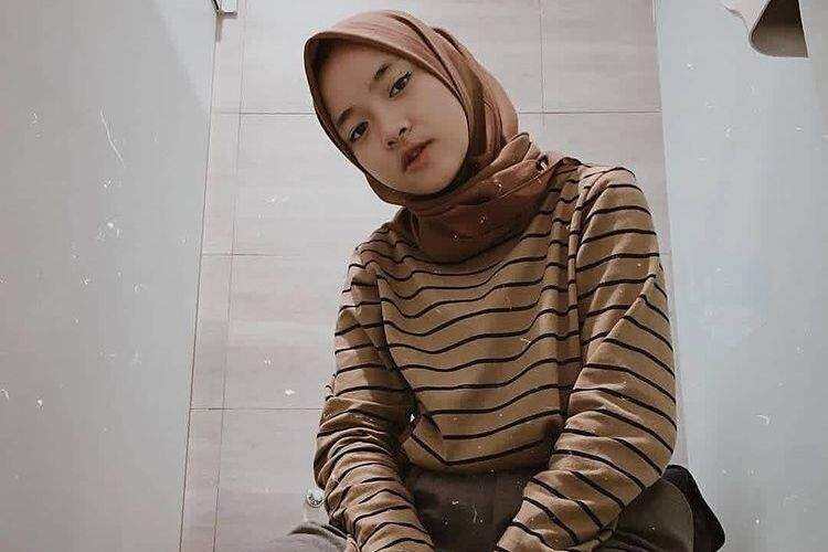 Nissa Sabyan Muncul Perdana Pasca Isu Pelakor, Beneran Hamil Enggak Sih?