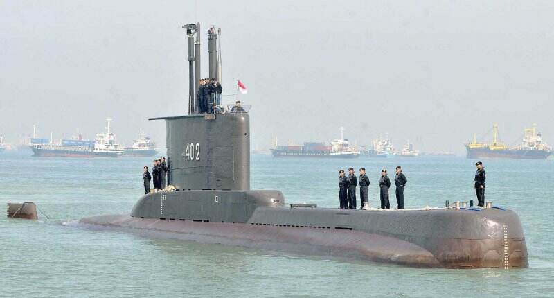 Bawa 53 Awak, KRI Nanggala-402 Diduga Tenggelam di Palung Laut Bali
