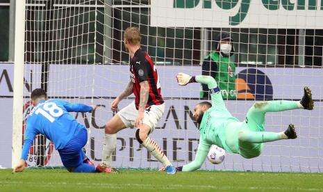 Milan Kalah Menyakitkan dari Sassuolo di San Siro