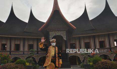 In Picture: Menparekraf Kunjungi Objek WIsata Sumatera Barat