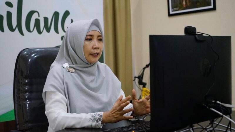 Wagub Umi Rohmi Dorong Perempuan Terus Berkarya