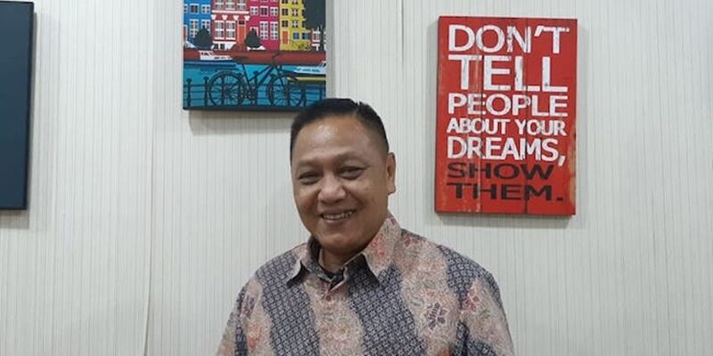 Adhie Massardi: Erick Thohir Cukup Bersihkan Orang-orang Islamophobia Di BUMN Sebagai Kado Lebaran Terindah
