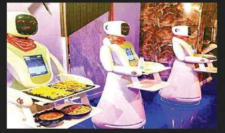 Pramusaji di Restoran Arab Ini Gunakan Tenaga Robot