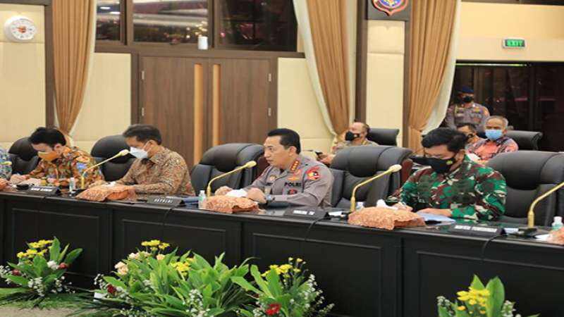 Awasi Ketat Larangan Mudik, Kapolri: Keselamatan Rakyat Sebagai Hukum Tertinggi