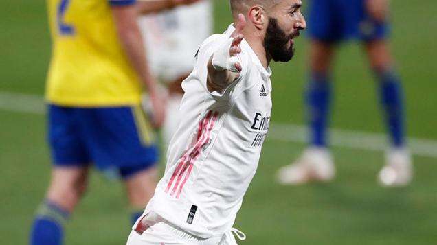 Hasil Pertandingan Liga Spanyol Cadiz vs Real Madrid: Benzema Brace