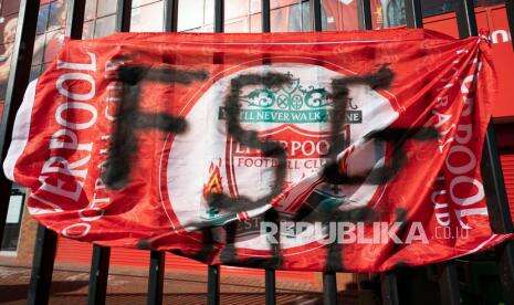 Pemilik Liverpool Akhirnya Minta Maaf ke Suporter