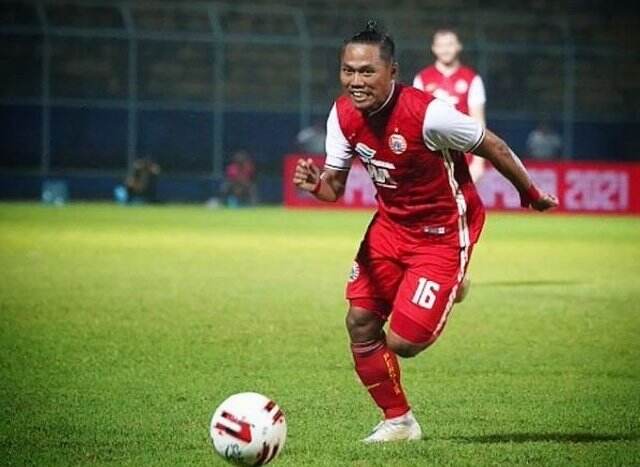 Bela Persib 7 Tahun, Tony Sucipto Siap Berikan Kemampuan Terbaik untuk Persija