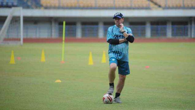 Alasan Robert Alberts Jarang Turunkan Pemain Muda Sejak 8 Besar Piala Menpora