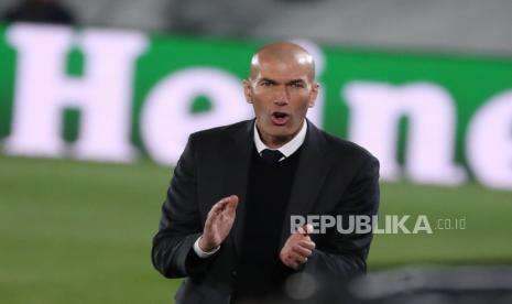 Pujian Tinggi Zidane untuk Benzema