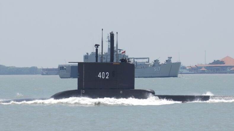 Baterai Kapal Selam Terbatas, TNI Berkejaran dengan Waktu Cari KRI Nanggala
