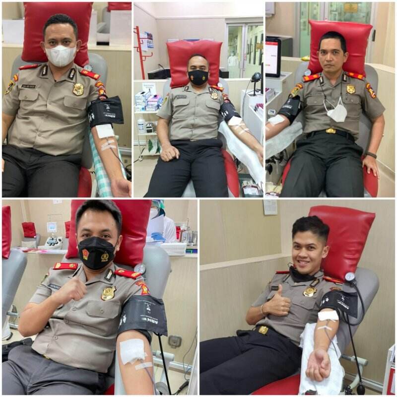 Peduli Persediaan Darah di Bulan Ramadhan Peserta Sespimmen 61 Polri Lakukan Donor Darah di PMI Kota Bandung